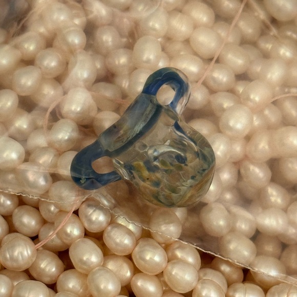 Ivy - Picture 5 of 15